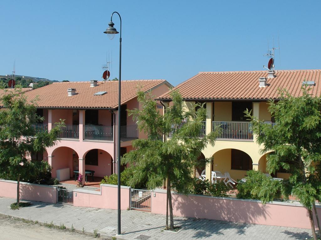 Baia Fiorita Apartment Porto Azzurro Exterior photo